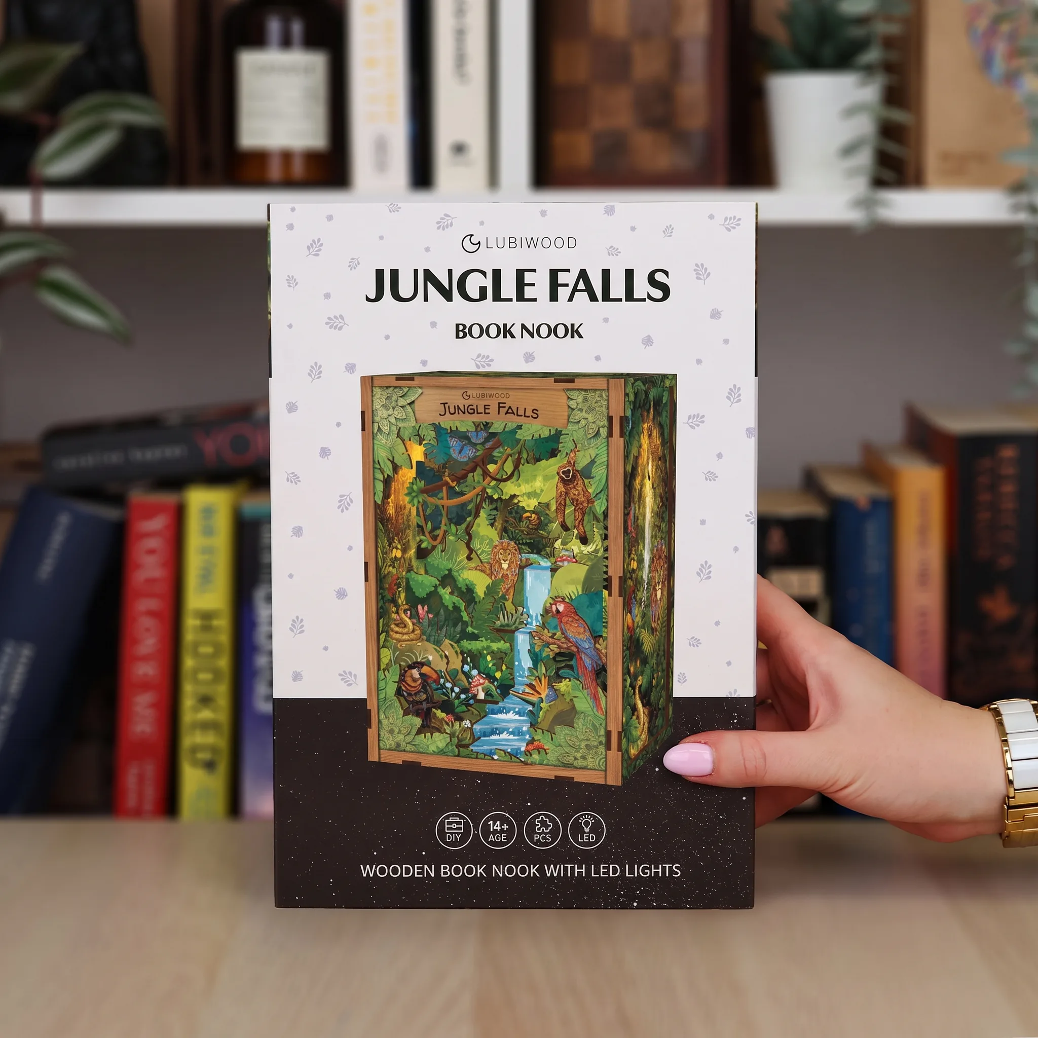 Book Nook на водопадите в джунглата - Изображение 3