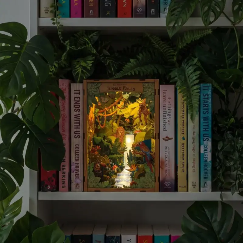Slapovi v Džungli Book Nook