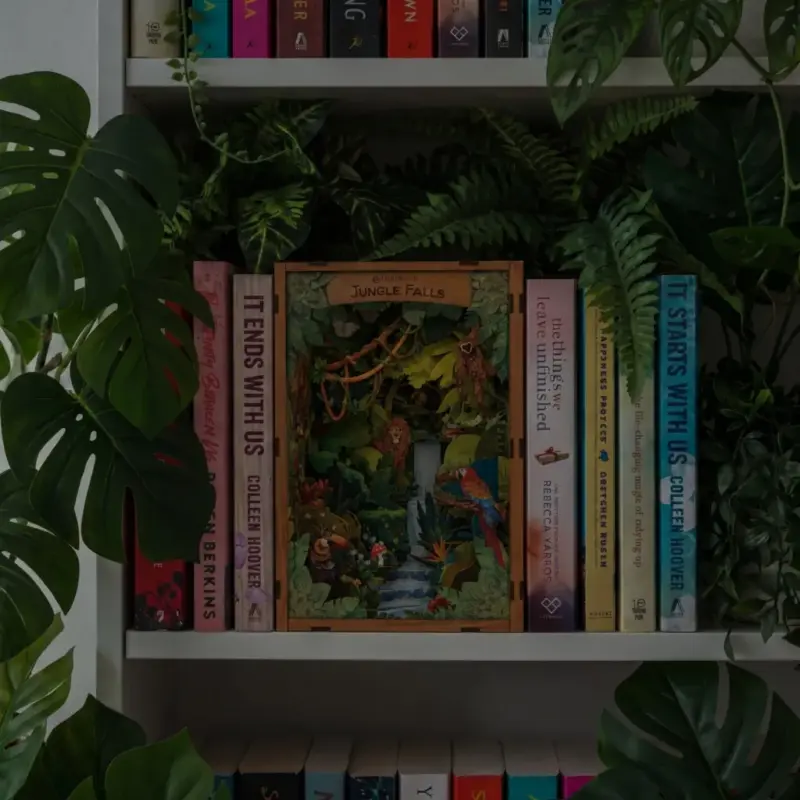 Slapovi v Džungli Book Nook